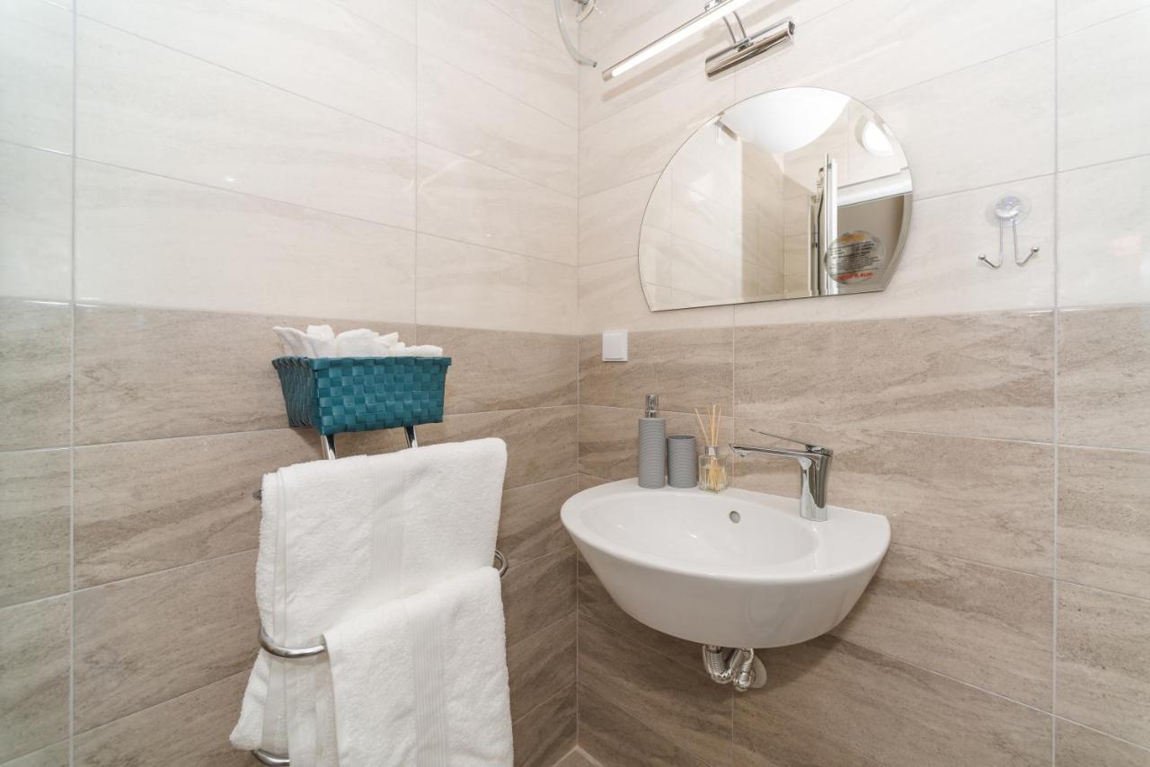 Alma Apartment - Stylish 1Bd Flat With Balcony By Flat Mаnager Plovdiv Eksteriør billede